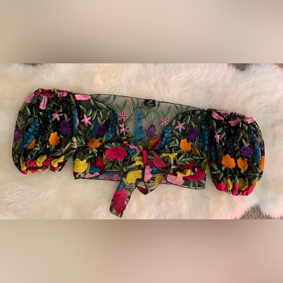 JLorraine(Top only) - Picture 8 of 8